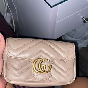 GG Marmont matelassé leather super mini bag